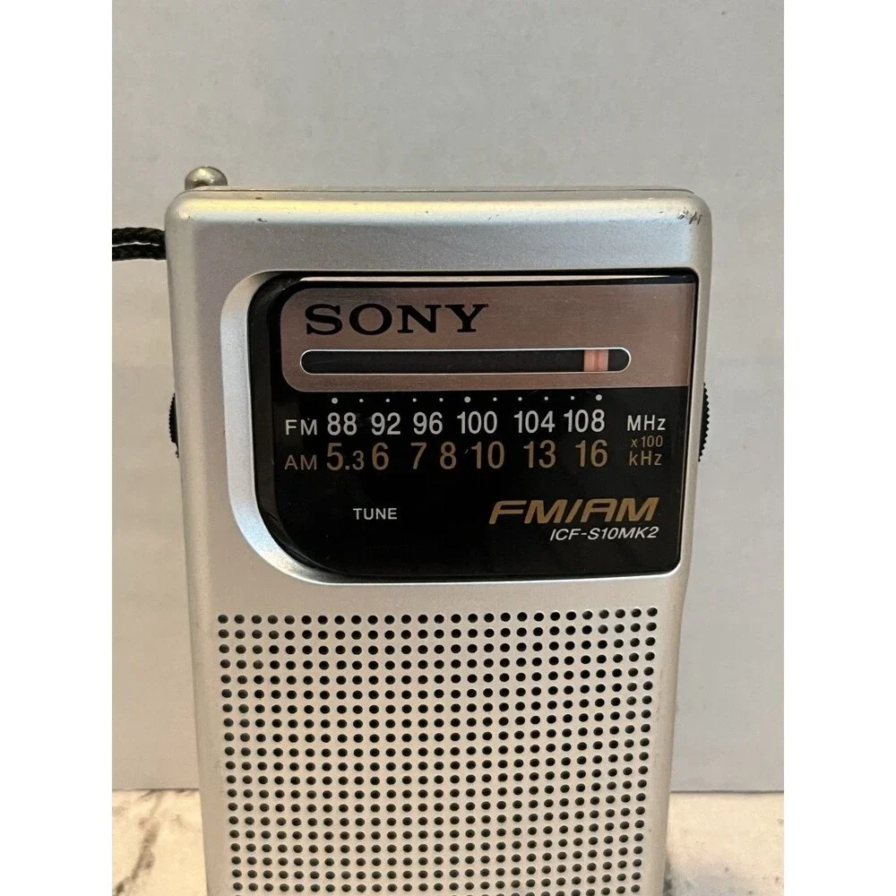Sony Portable FM/AM Radio Silver ICF-S10MK2 Tested & Working